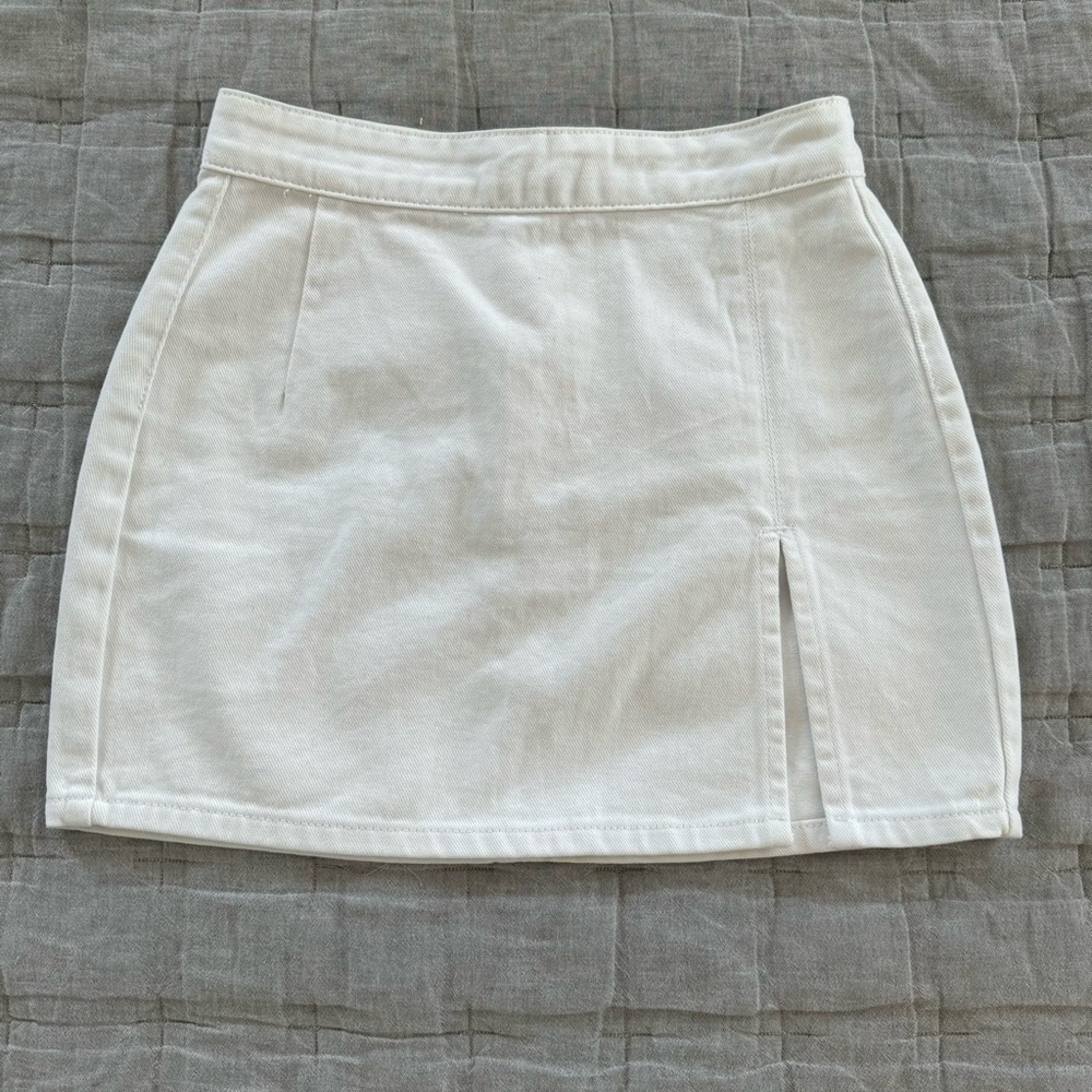Lioness The Lola Mini Skirt in White